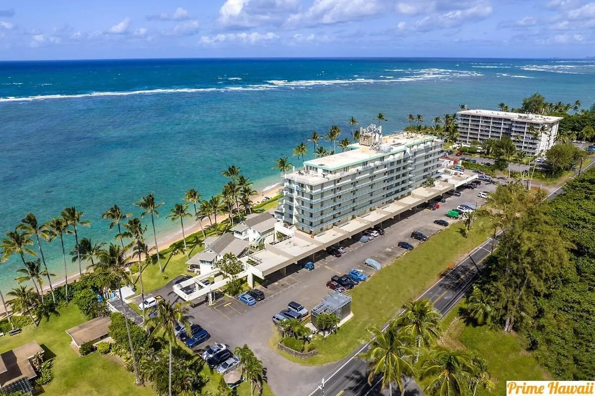Holiday home Condo On Beach With Ac Laie