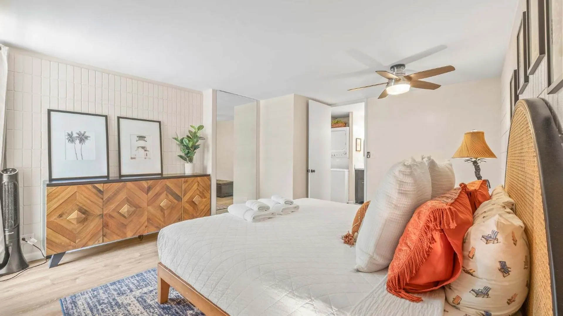 Condo On Beach With Ac Laie Holiday home